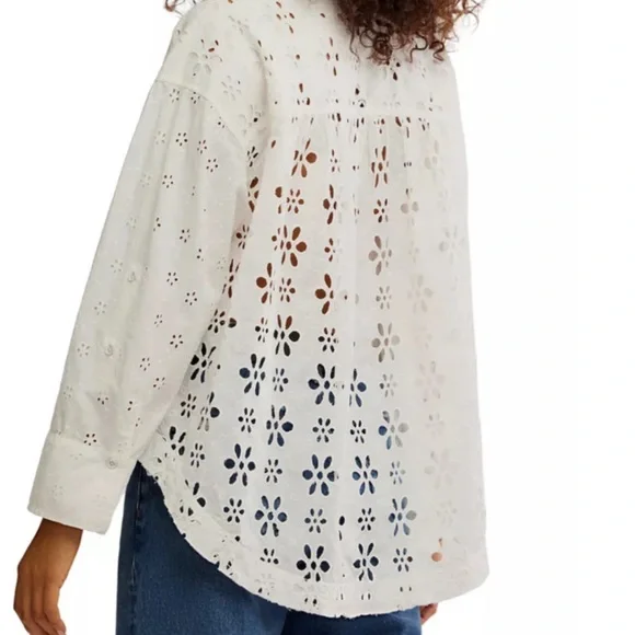 We The Free Mae Washed Eyelet Button Down Shirt size L - Picture 8 of 13